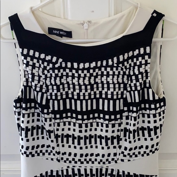 Sleeveless Dress - Picture 2 of 6